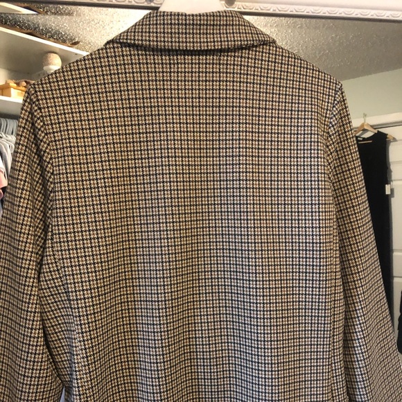 COPY - H&M Blazer - Picture 4 of 5